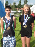Santtu Koskiaho ja Janita Leppäranta poseeravat.
